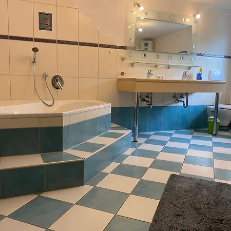 Ferienzimmer Oelhaf In Blau Self Check-in Mit Key-tresore Homestay